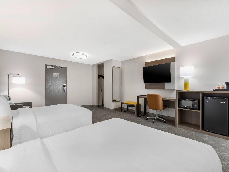 Comfort Inn BallardRoosevelt image