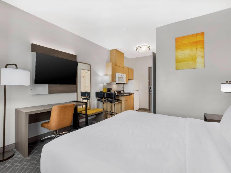 Comfort Inn BallardRoosevelt image