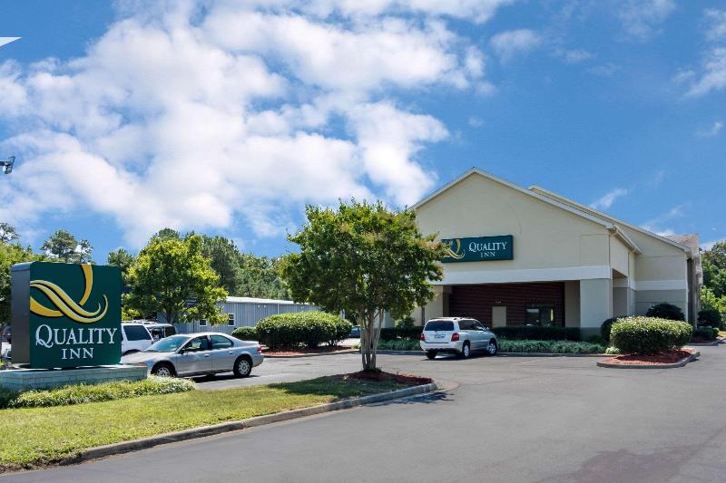 Quality Inn Warsaw Near Rappahannock River image