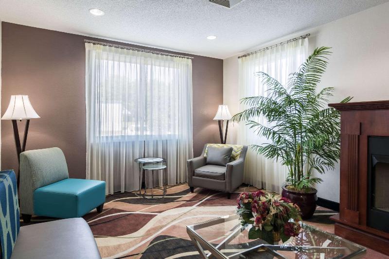 Quality Inn Warsaw Near Rappahannock River image