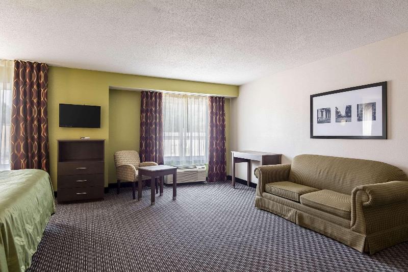 Quality Inn Warsaw Near Rappahannock River image