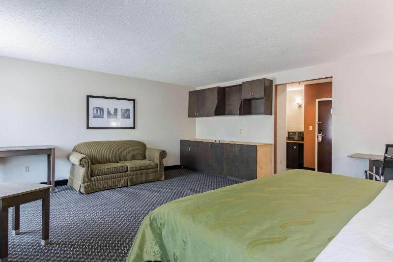 Quality Inn Warsaw Near Rappahannock River image