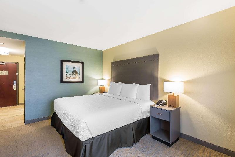 Marina Bay Hotel & Suites, an Ascend Hotel Collect image
