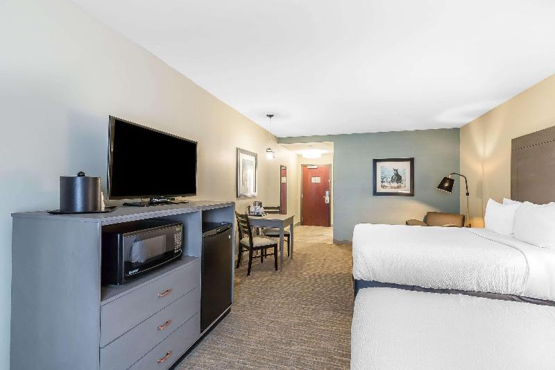 Marina Bay Hotel & Suites, an Ascend Hotel Collect image