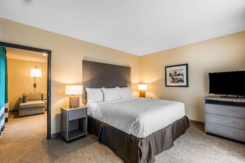 Marina Bay Hotel & Suites, an Ascend Hotel Collect image