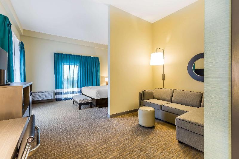 Marina Bay Hotel & Suites, an Ascend Hotel Collect image