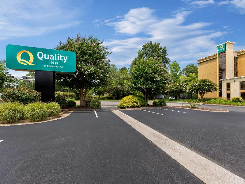 Quality Inn image