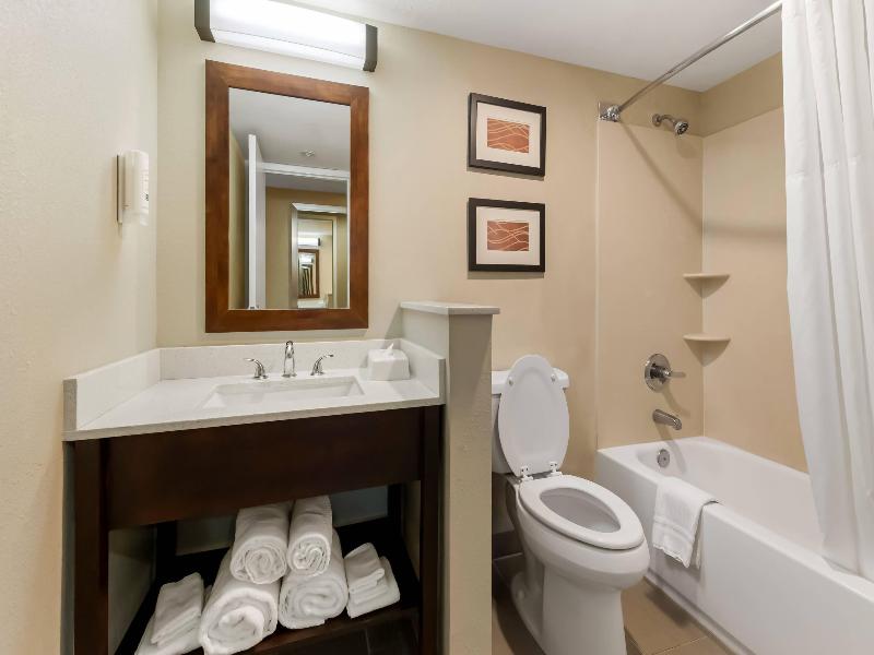 Quality Inn image