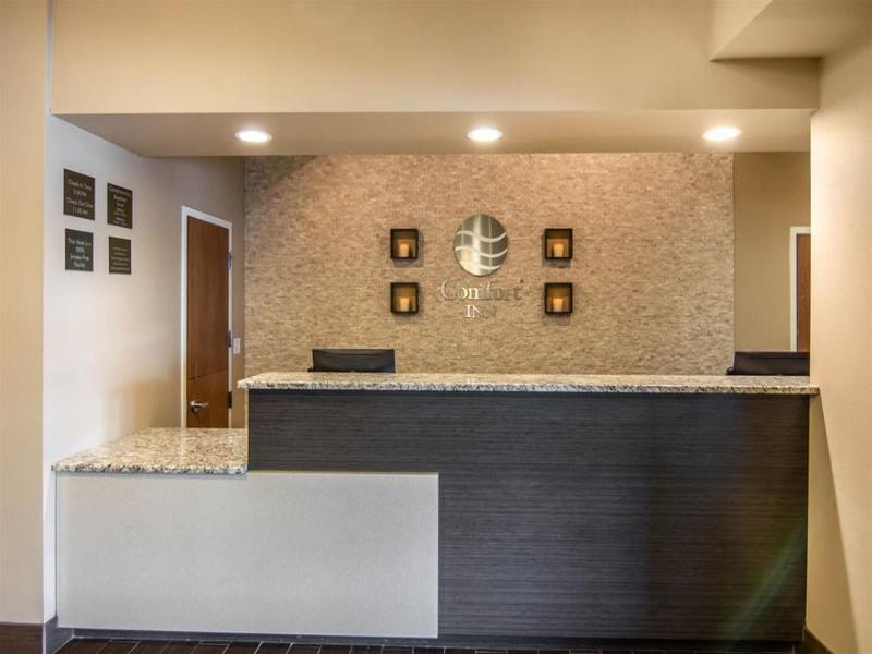 Comfort Inn South Chesterfield - Colonial Heights image
