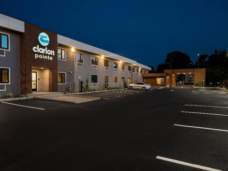 Clarion Pointe Kent - Seattle South