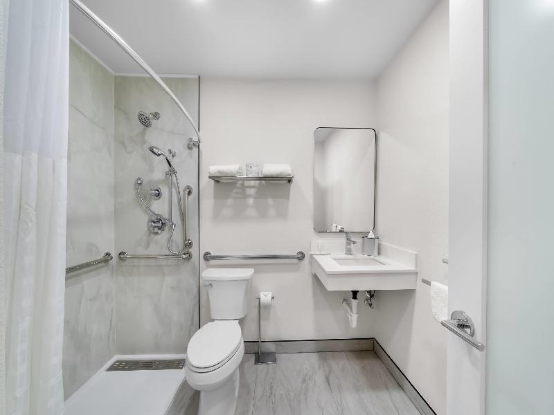 DOUBLE Accessible-Queen Size Bed