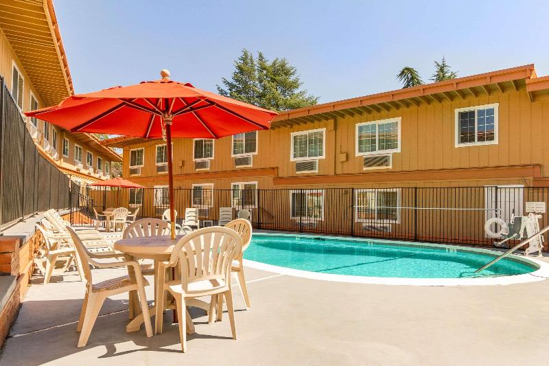 Rodeway Inn image