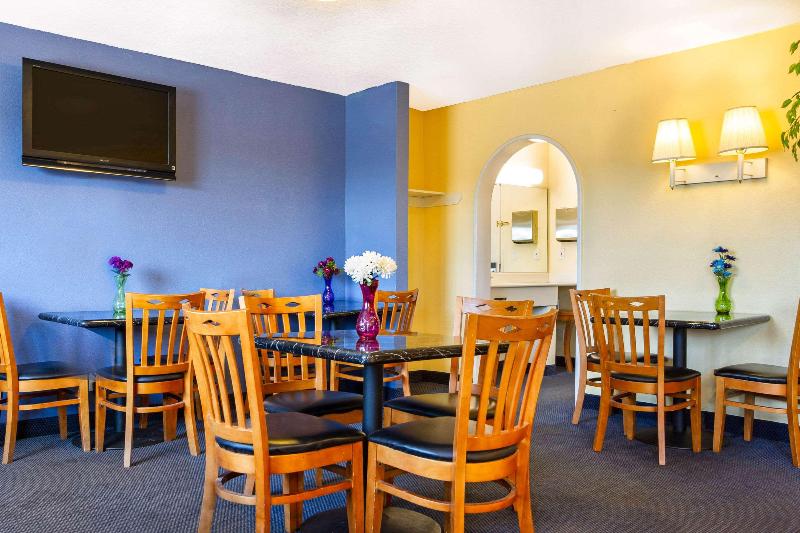 Rodeway Inn image