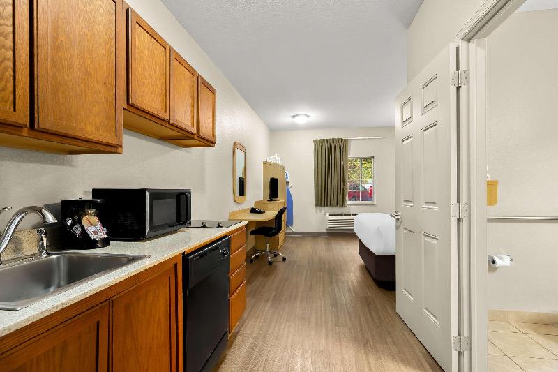 Suburban Studios Morgantown image