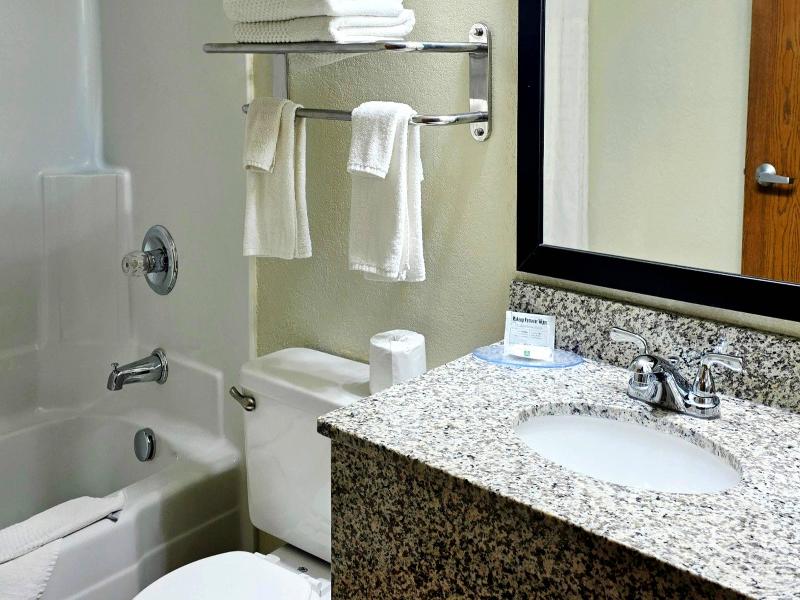 Quality Inn Gillette image