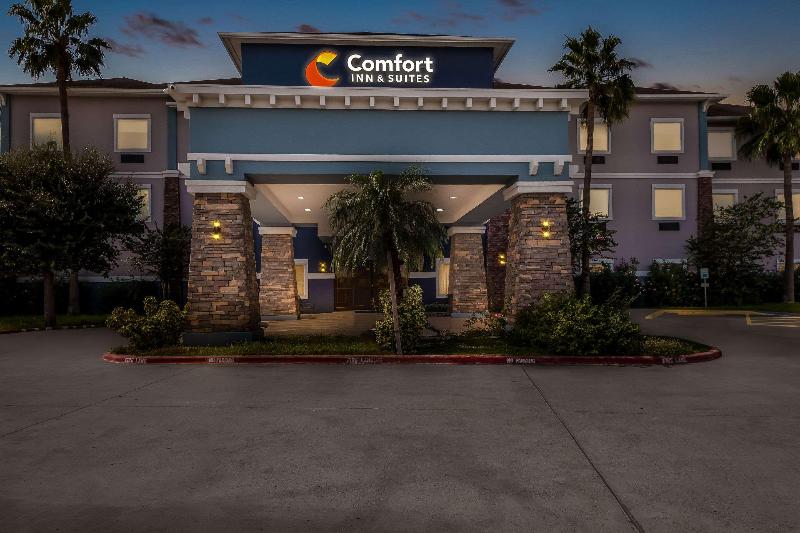 Comfort Inn & Suites Donna near I-2