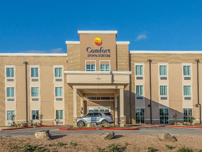 Comfort Inn & Suites Snyder image