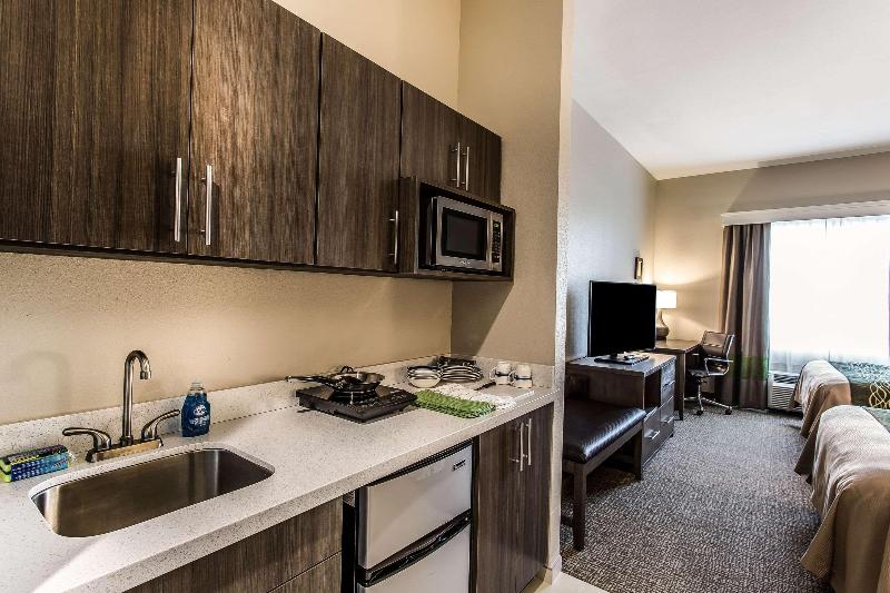 Comfort Inn & Suites Snyder image