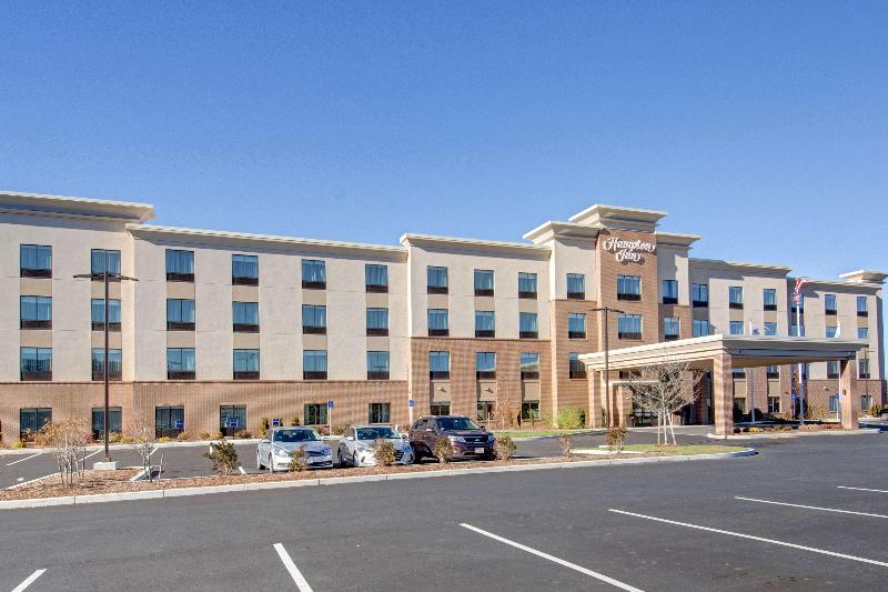 Hampton Inn Boston - Westborough image