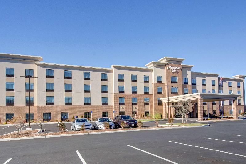 Hampton Inn Boston - Westborough image