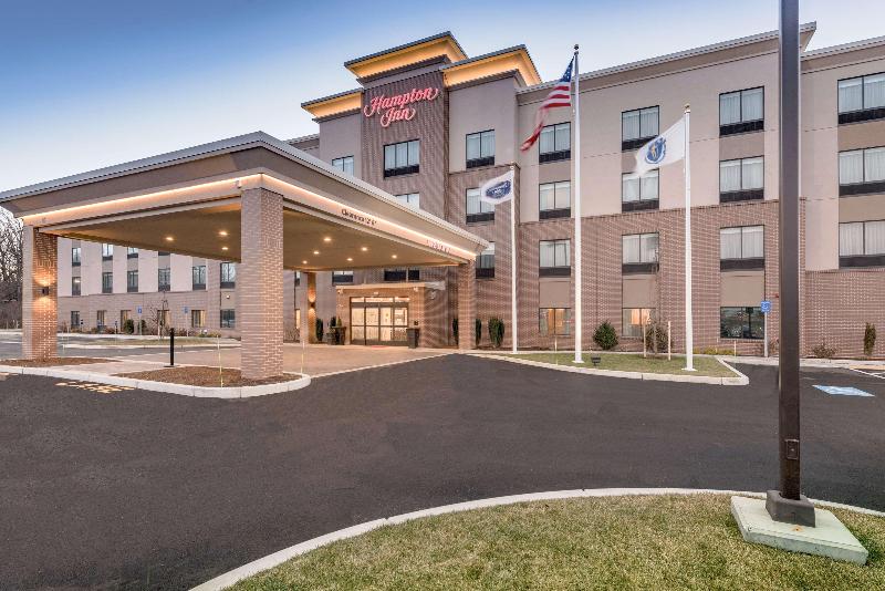 Hampton Inn Boston - Westborough image