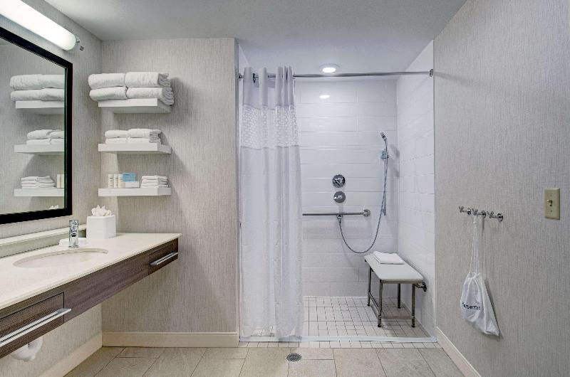 Hampton Inn Boston - Westborough image