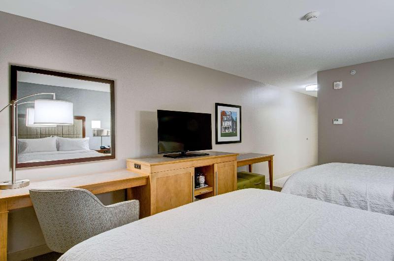 Hampton Inn Boston - Westborough image