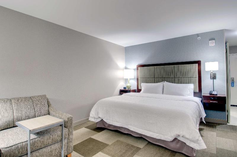 Hampton Inn Boston - Westborough image