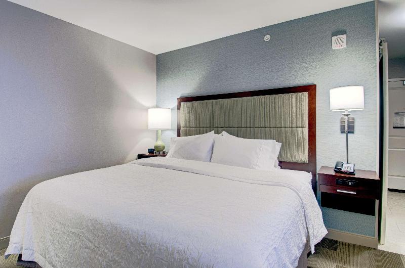 Hampton Inn Boston - Westborough image