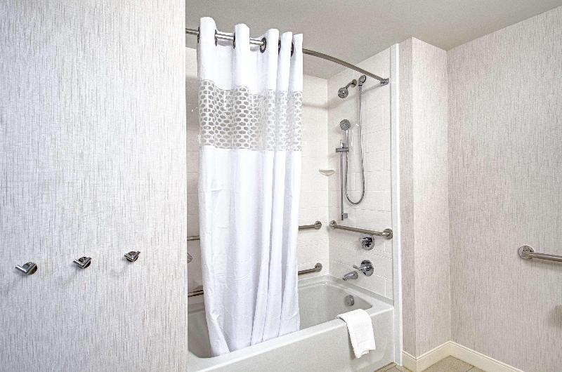 Hampton Inn Boston - Westborough image