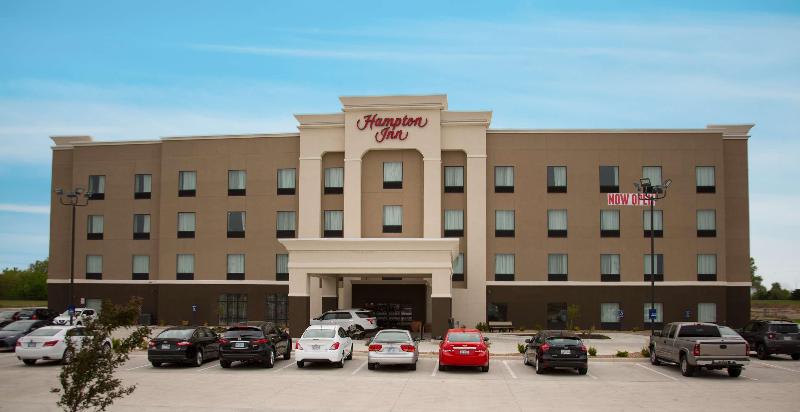 Hampton Inn McPherson image
