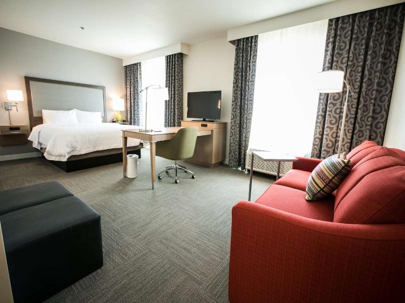 Hampton Inn & Suites Tempe/Phoenix Airport image