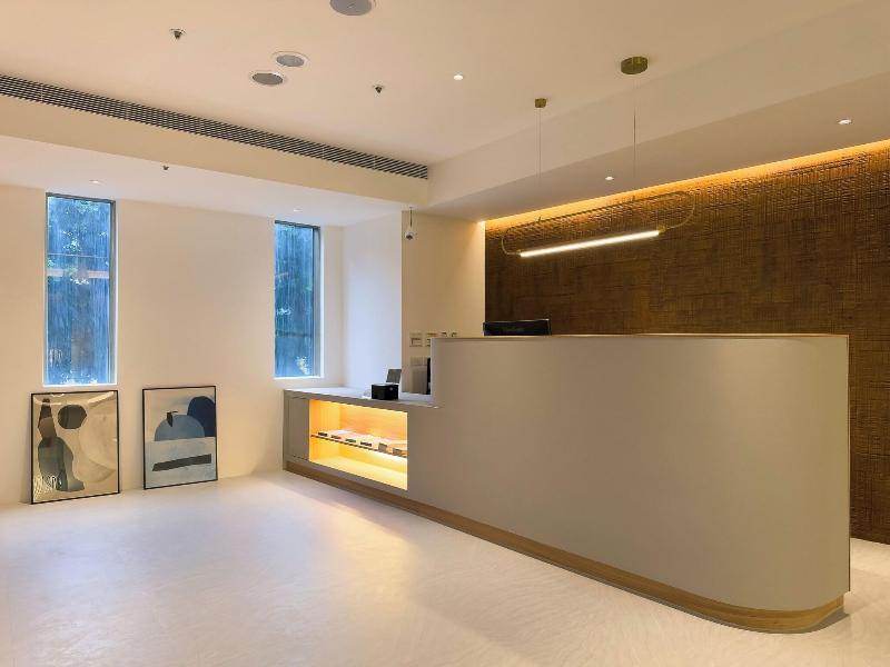 9Ine Hotel image