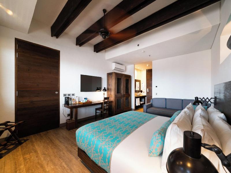 Sophia Hotel image
