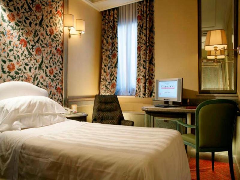 Hotel Capitol image