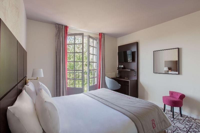 Best Western Blanche De Castille Dourdan image