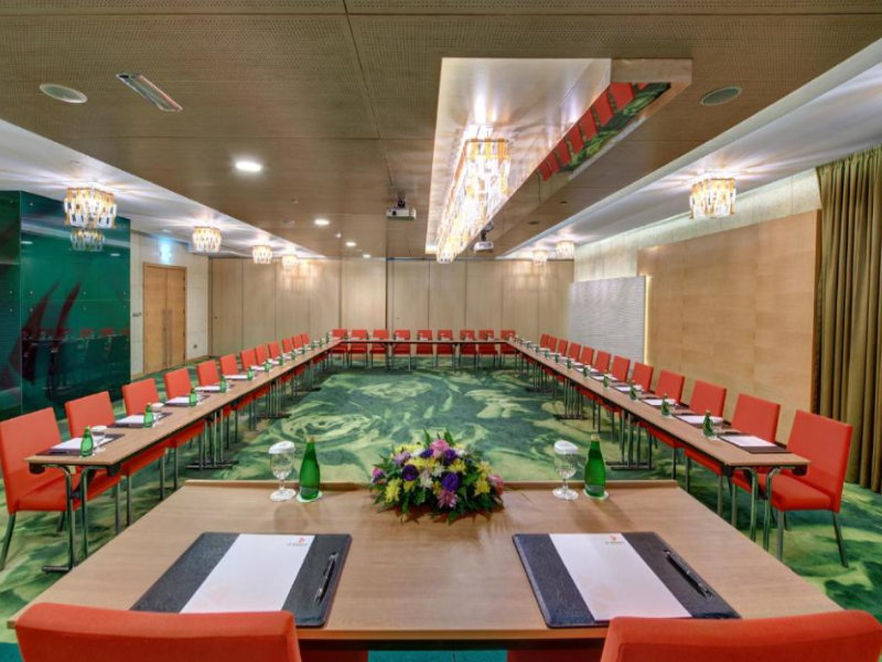 Al Khoory Executive Hotel image