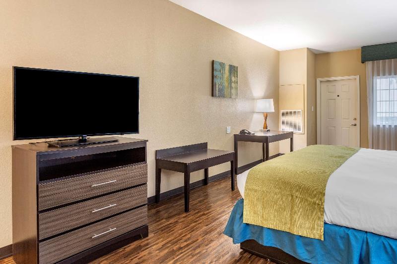 Best Western Plus Galveston Suites image