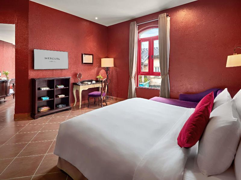 Mercure Danang French Village Bana Hills image