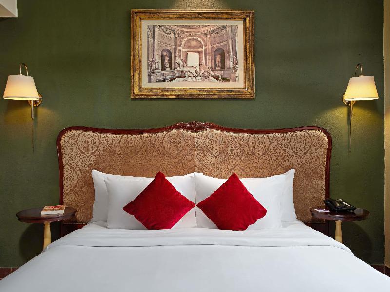 Mercure Danang French Village Bana Hills image