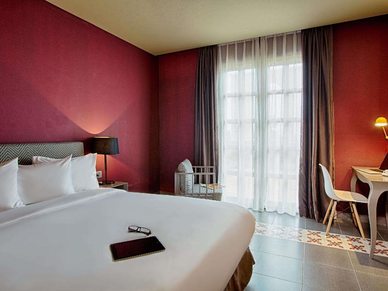 Mercure Danang French Village Bana Hills image