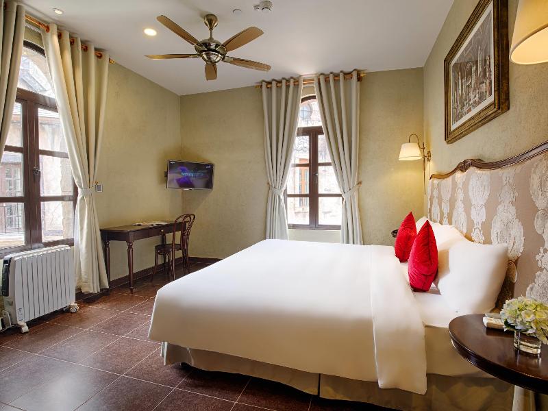 Mercure Danang French Village Bana Hills image