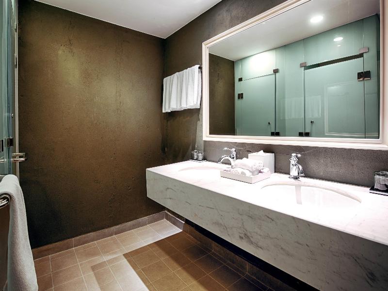 Mercure Danang French Village Bana Hills image
