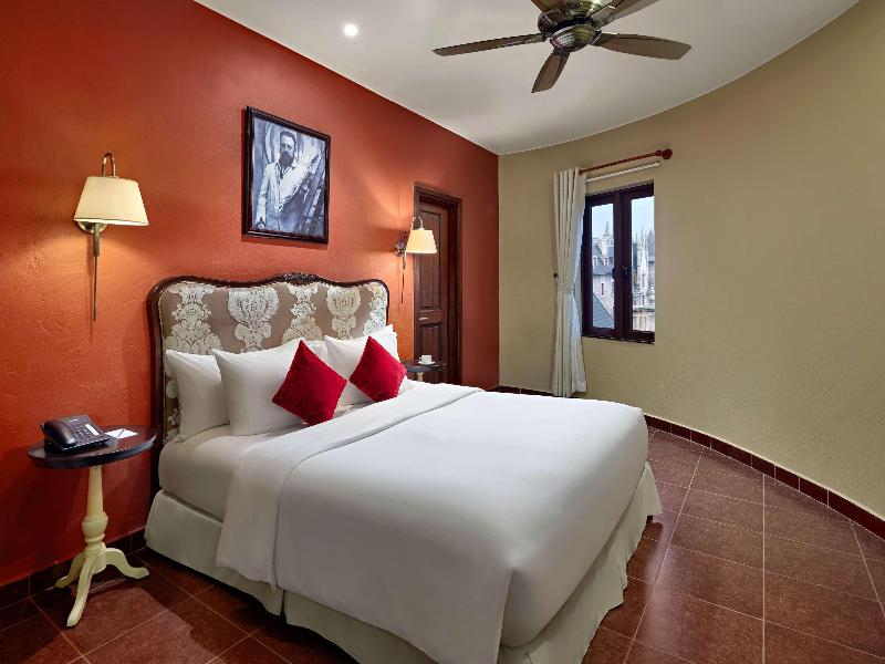 Mercure Danang French Village Bana Hills image
