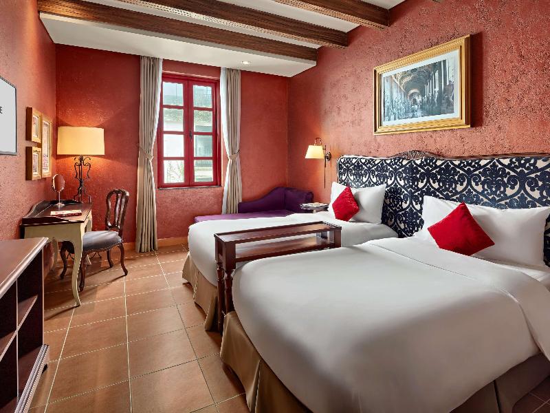 Mercure Danang French Village Bana Hills image