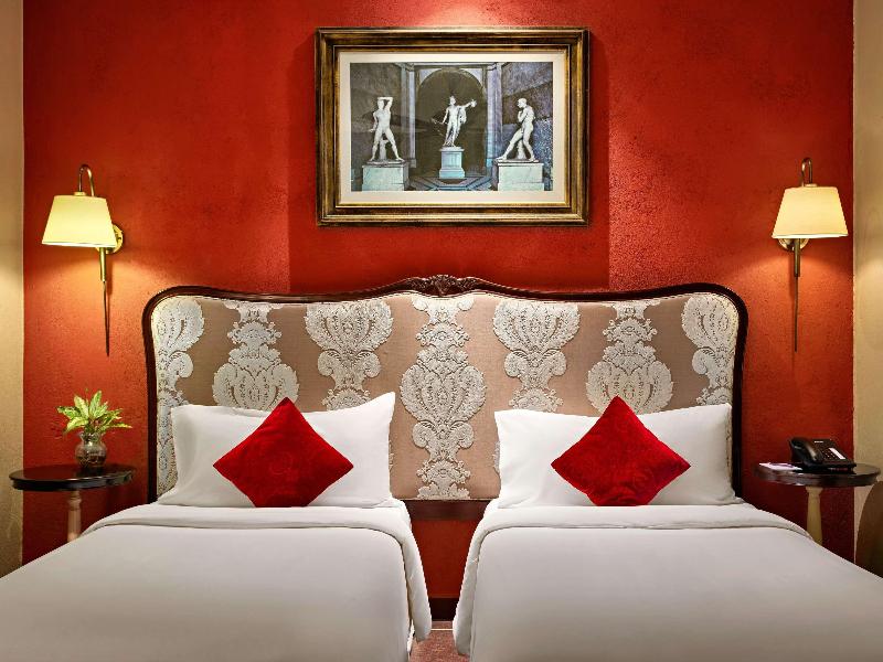 Mercure Danang French Village Bana Hills image