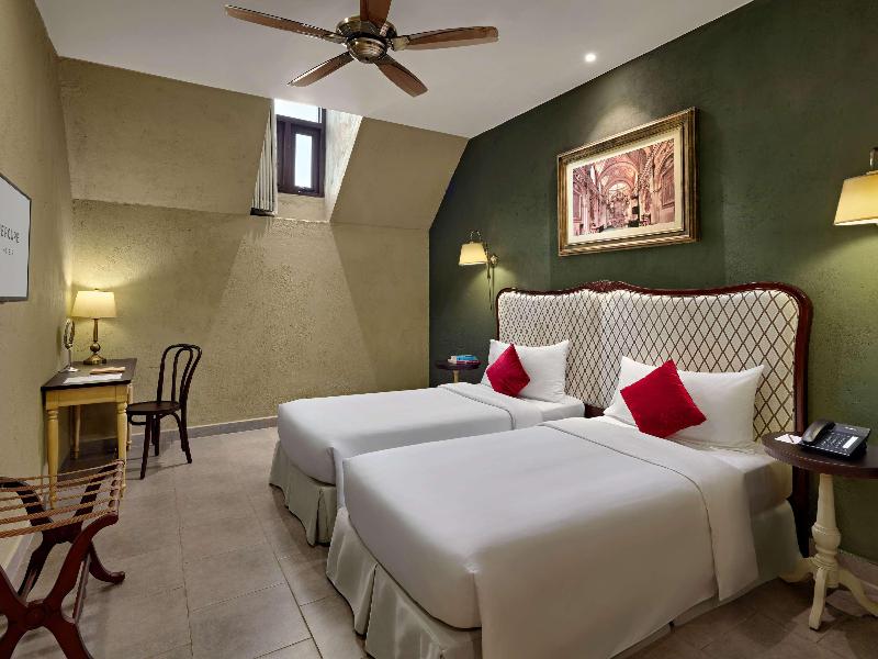 Mercure Danang French Village Bana Hills image