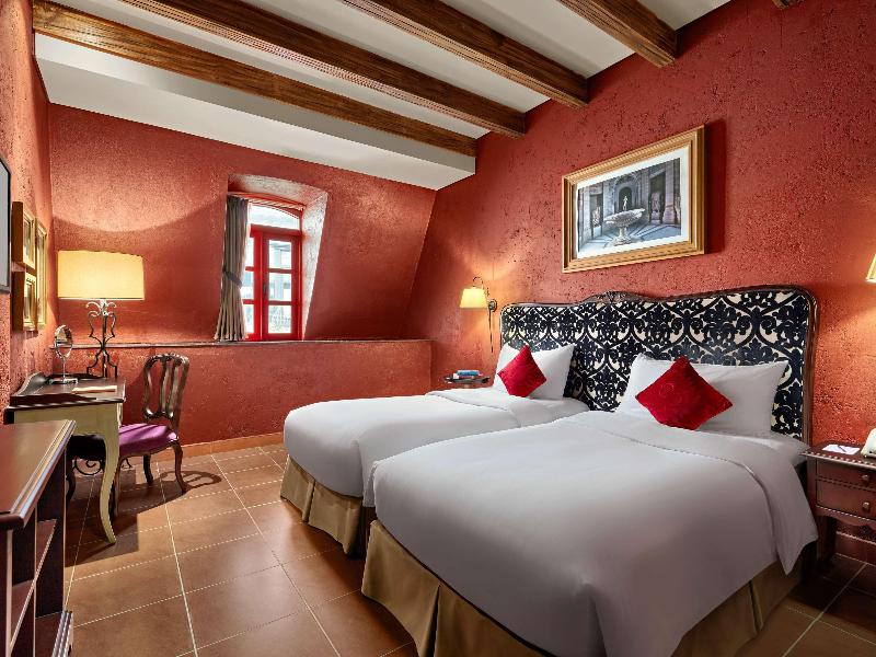 Mercure Danang French Village Bana Hills image