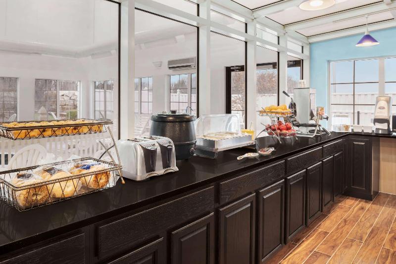 Baymont by Wyndham Washington image