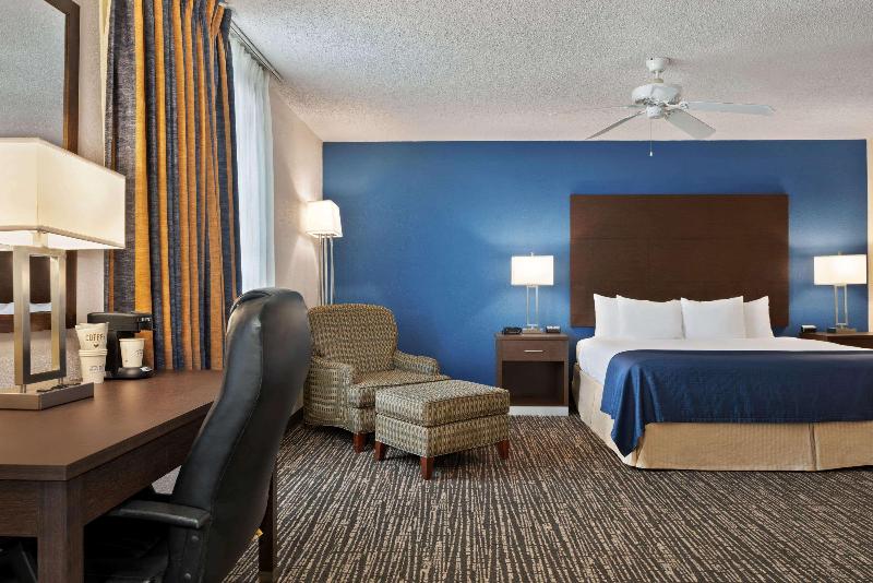 Bed room